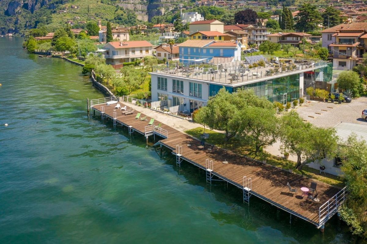Direttamente Al Lago Apartments Marone Εξωτερικό φωτογραφία
